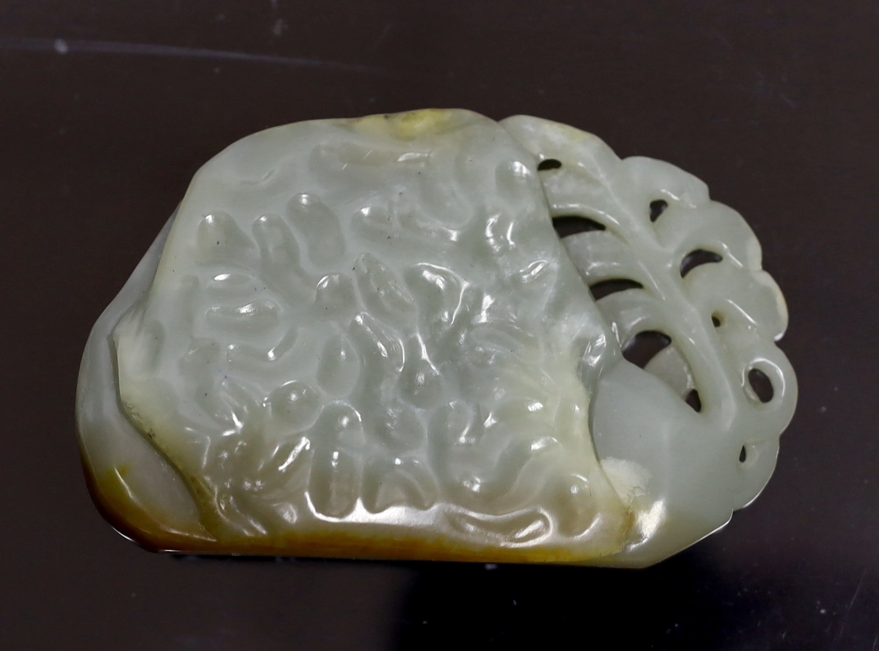 A Chinese jade tiger carving